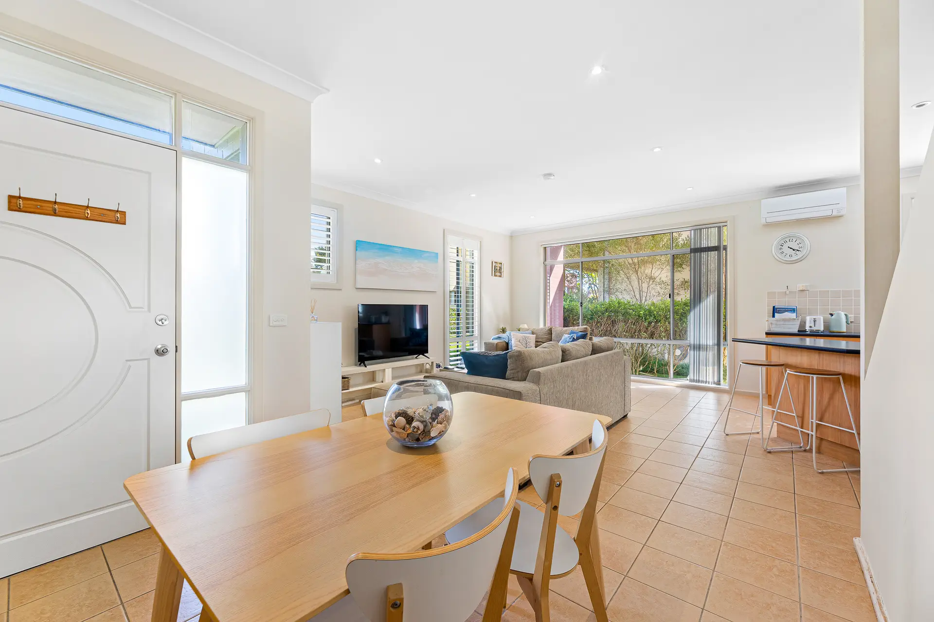 Dining and living area at Bec’s Beach House